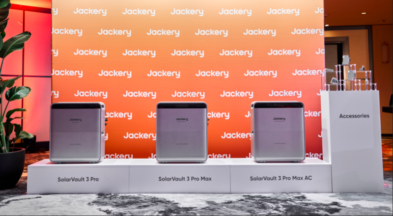 华宝新能发布全新庭院阳台光储掀起全球“消